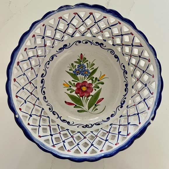 Hand Painted Open Lace Ceramic Bowl Portugal RCCL 586 signed MN - Picture 9 of 10